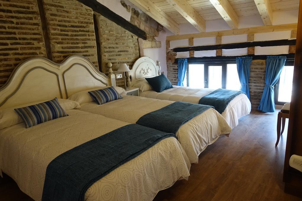 Apartamentos La Dama Azul Ágreda Kamer foto