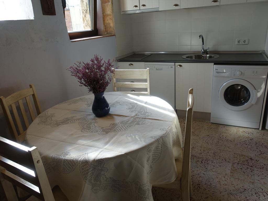 Apartamentos La Dama Azul Ágreda Kamer foto